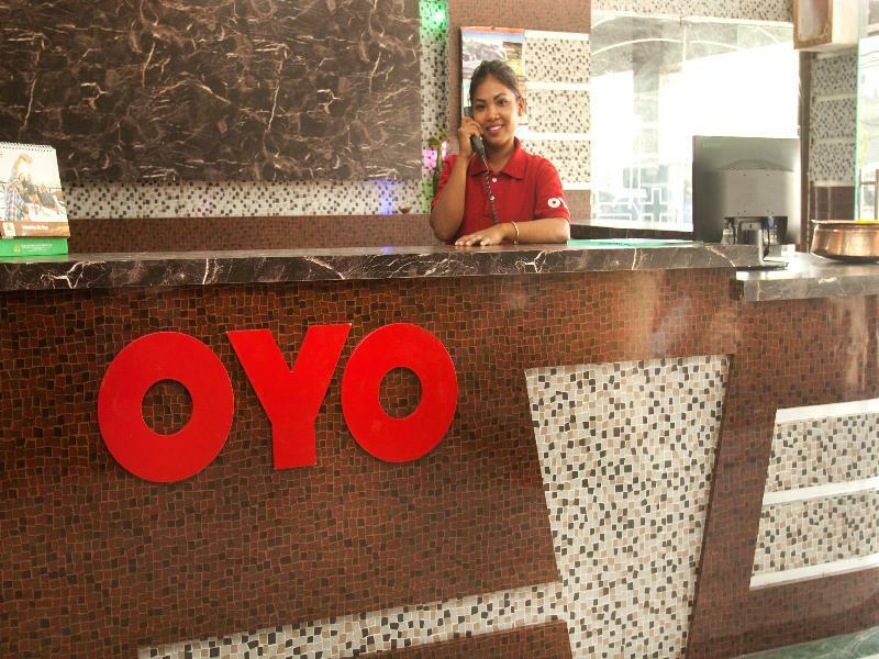 Oyo 343 Pop Life Hotel Banke Eksteriør billede